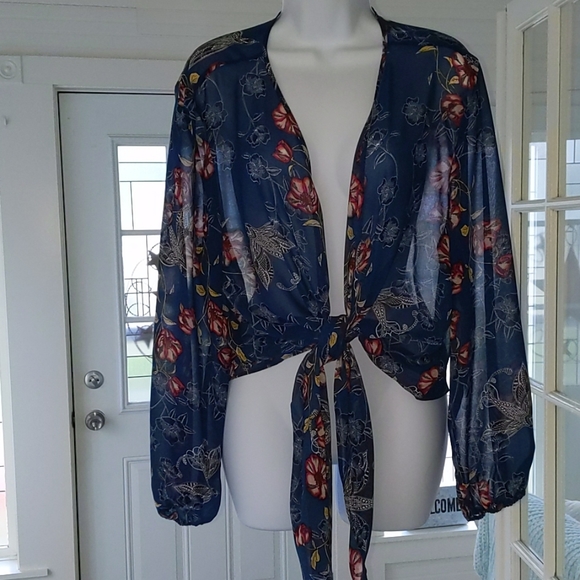 Xhilaration Tops - Flowy front tie blouse